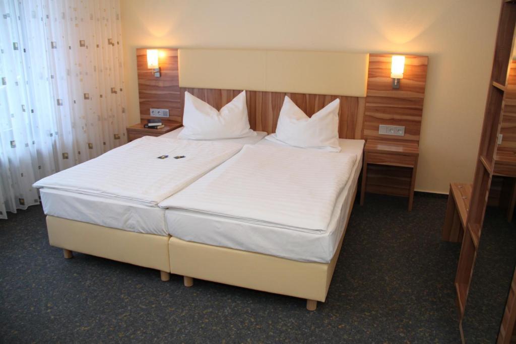 Landhotel Karrenberg Kirchberg an der Jagst الغرفة الصورة