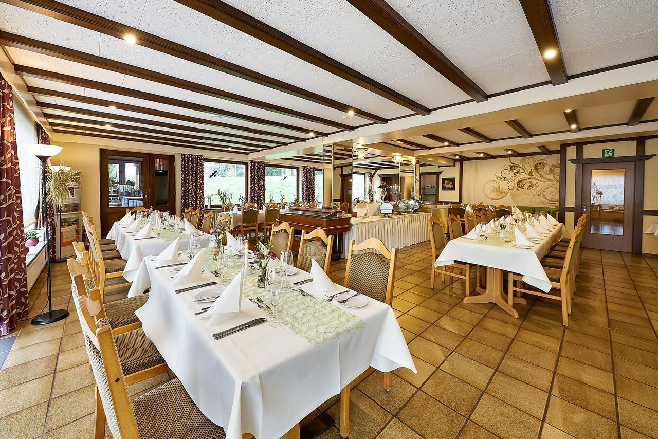 Landhotel Karrenberg Kirchberg an der Jagst المظهر الخارجي الصورة
